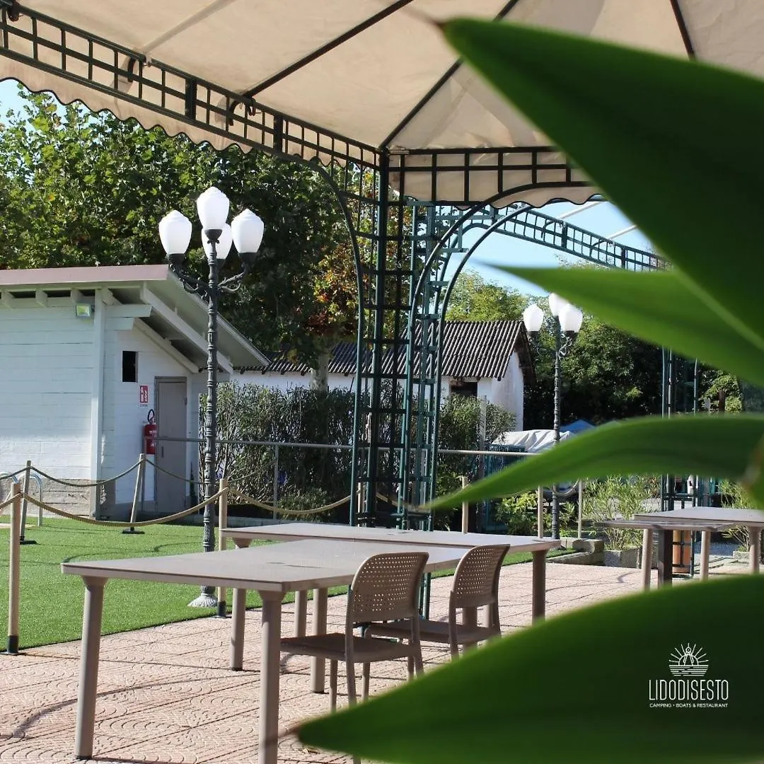 Happy Camp Mobile Homes In Lido Di Sesto Camping Boats&Restaurant Sesto Calende Campsite