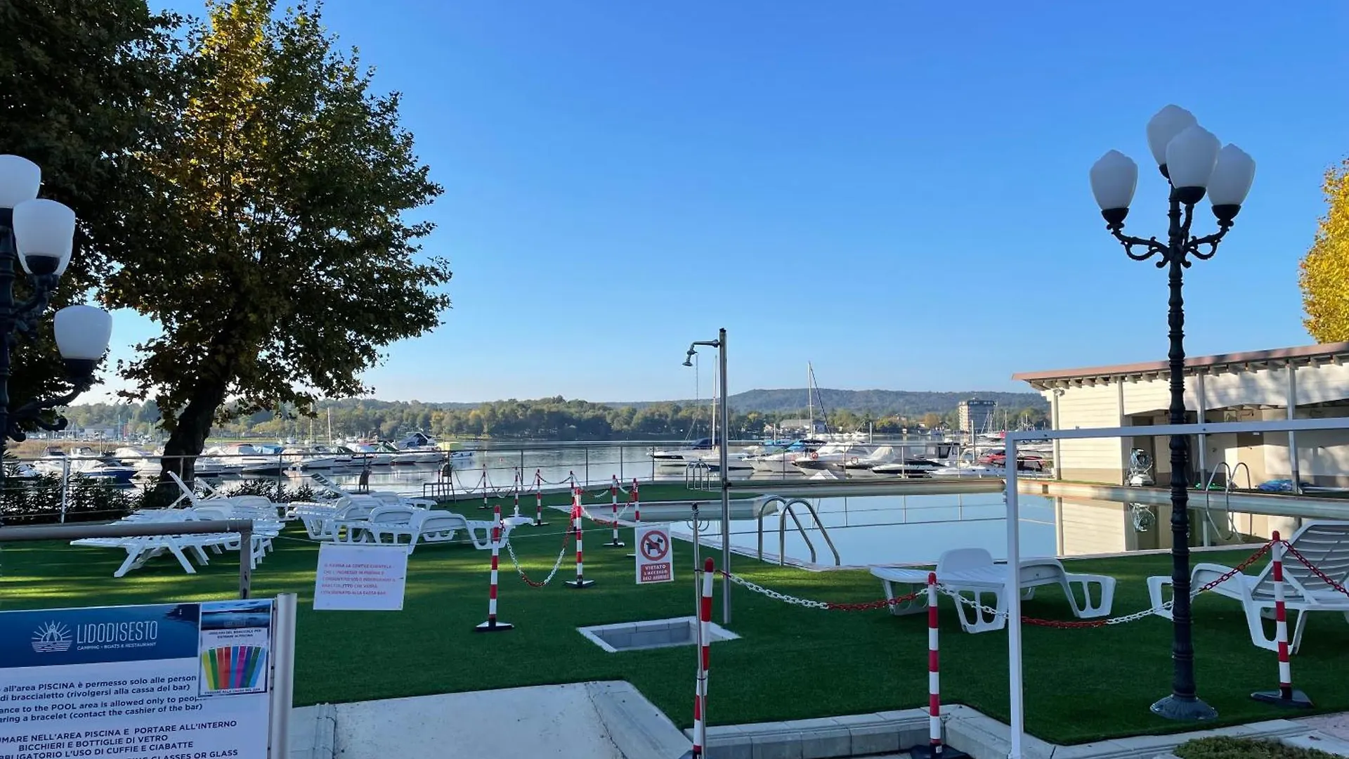 Happy Camp Mobile Homes In Lido Di Sesto Camping Boats&Restaurant location